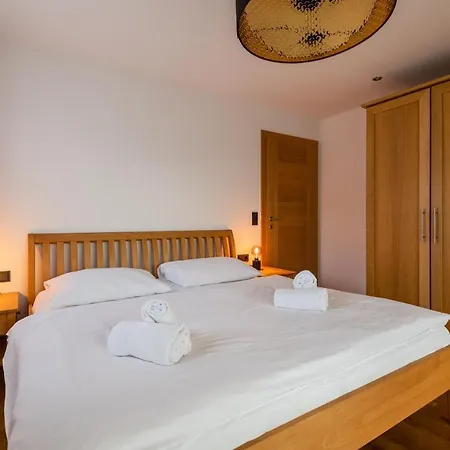 Apartmanhotel Elinas Mountain Views 4*