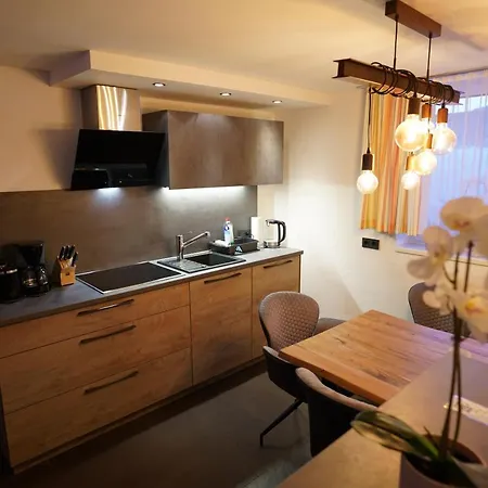 Elinas Mountain Views Apartmanhotel