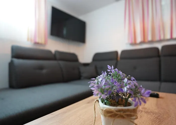 Elinas Mountain Views 3*