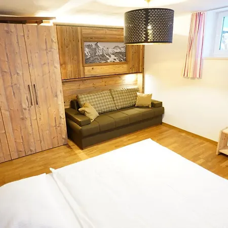 Elinas Mountain Views شقة فندقية كابرون