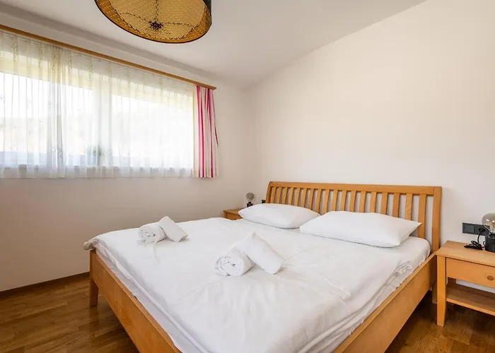 Elinas Mountain Views Aparthotel