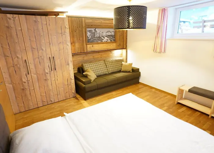 Elinas Mountain Views Aparthotel Kaprun